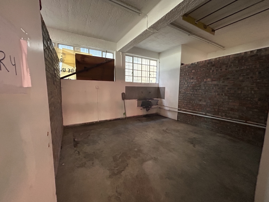 To Let Commercial Property for Rent in Woodstock Western Cape